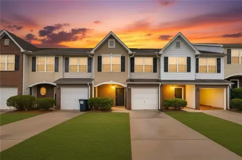 699 Georgetown Ct, Jonesboro, GA 30236