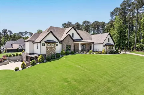 783 Blackberry Trl, Lawrenceville, GA 30043