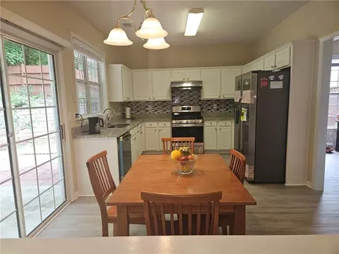 Kitchen - 2608 Davenham Ln, Duluth, GA 30096 photo 2 of 2