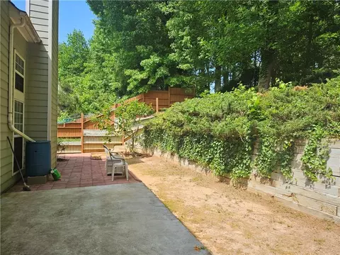 Exterior - 2608 Davenham Ln, Duluth, GA 30096 photo 8 of 10