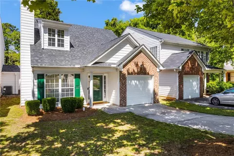 565 Carlton Pointe Dr, Palmetto, GA 30268