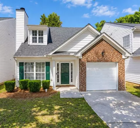 565 Carlton Pointe Dr, Palmetto, GA 30268