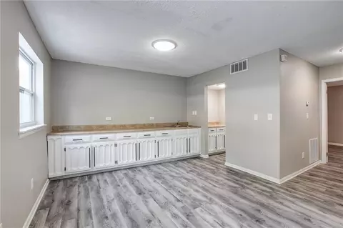 7325 Cardigan Cir, Atlanta, GA 30328