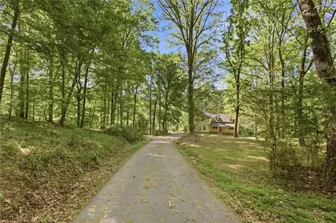 Exterior - 3695 Ledan Rd, Gainesville, GA 30506 photo 2 of 15