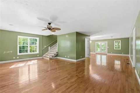 Living - 3695 Ledan Rd, Gainesville, GA 30506 photo 6 of 8