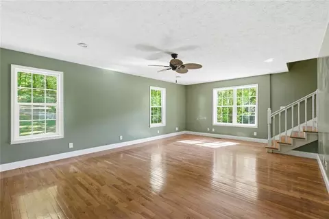 Living - 3695 Ledan Rd, Gainesville, GA 30506 photo 5 of 8