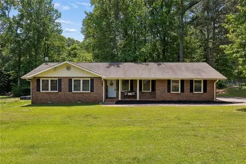 296 Holloway Dr, Canton, GA 30115