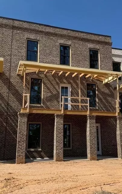 1015 Creekside Ln, Cumming, GA 30040