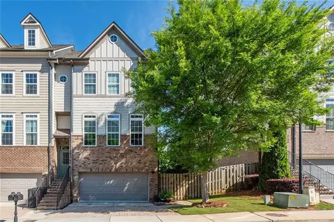 2128 Old Georgian Ter NW, Atlanta, GA 30318