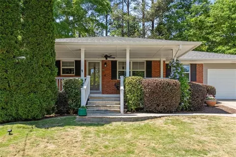 1380 Ashwood Ct SE, Smyrna, GA 30080