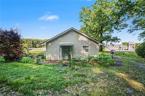 1288 Rose Ln, Toccoa, GA 30577 photo 4