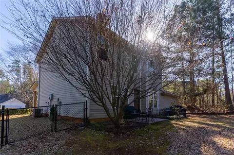 Exterior - 25 Shadowbrook Ct, Covington, GA 30014 photo 4 of 5