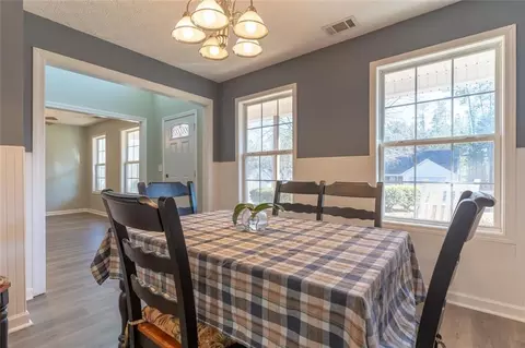 Dining - 25 Shadowbrook Ct, Covington, GA 30014 photo 2 of 4