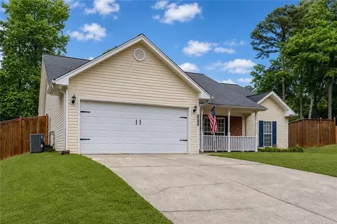 5825 April Dr, Sugar Hill, GA 30518