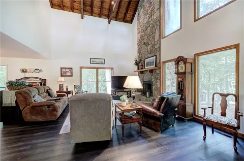 Living - 12 Tamarack Pt, Jasper, GA 30143 photo 2 of 5