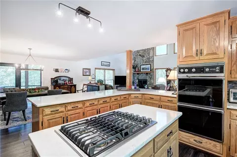 Kitchen - 12 Tamarack Pt, Jasper, GA 30143 photo 2 of 5