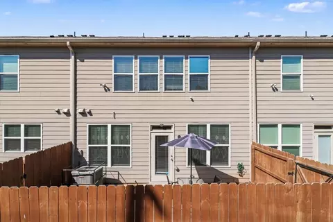 Exterior - 5357 Radford Loop, Fairburn, GA 30213 photo 3 of 8