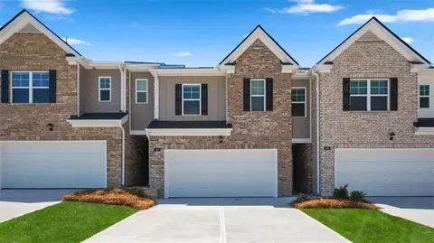 480 Silver Moon Dr, Loganville, GA 30052
