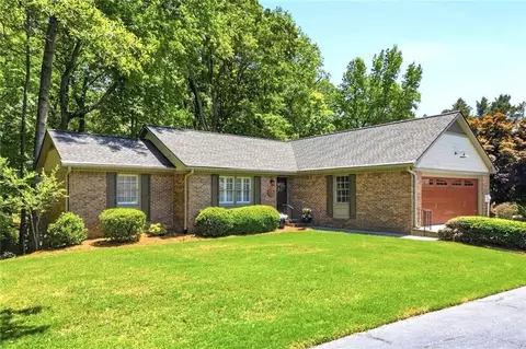 70 Lindley Ave NW, Marietta, GA 30064