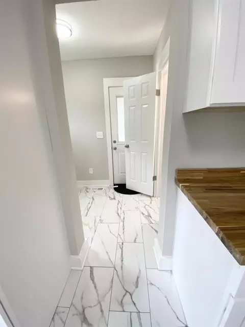 Entry Way - 702 Roosevelt St, Monroe, GA 30656 photo 1 of 2