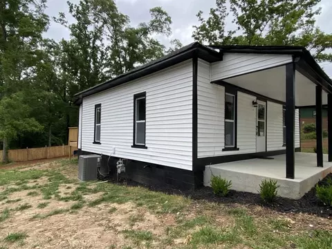 Exterior - 702 Roosevelt St, Monroe, GA 30656 photo 4 of 7