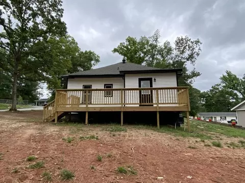 Exterior - 702 Roosevelt St, Monroe, GA 30656 photo 5 of 7