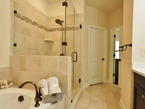 Bath - 6534 Marlowe Gren Way, Suwanee, GA 30024 photo 2 of 6