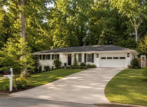 7220 Ray Rd, Lithia Springs, GA 30122