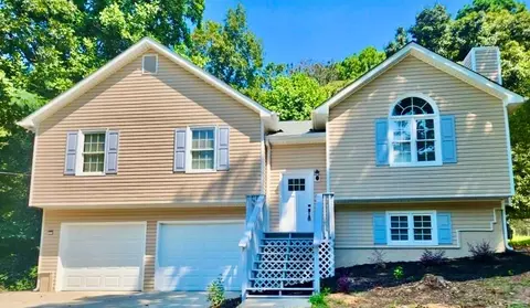 62 Loxley Ct, Douglasville, GA 30134