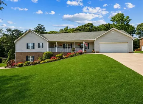 4022 Lyman Way, Gainesville, GA 30507