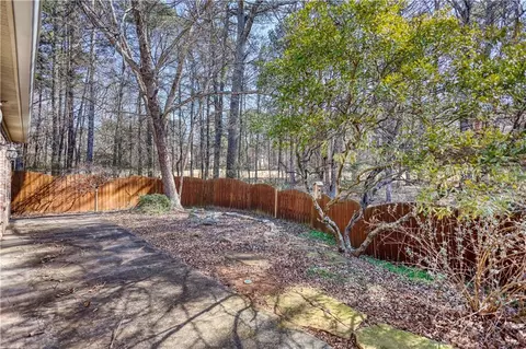 Exterior - 10110 Malcolm Ct, Covington, GA 30014 photo 5 of 6