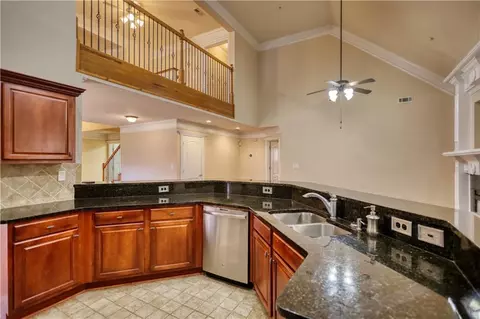 Kitchen - 10110 Malcolm Ct, Covington, GA 30014 photo 5 of 6