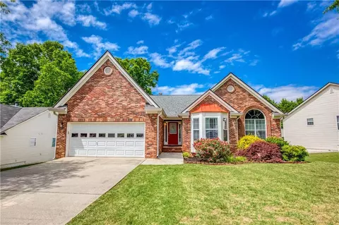 2760 Araglin Dr, Dacula, GA 30019