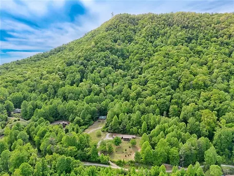 View/Area - 306 Frontier Rd, Tiger, GA 30576 photo 2 of 5
