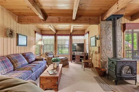 Living - 306 Frontier Rd, Tiger, GA 30576 photo 2 of 4
