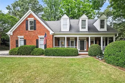 2737 Duncans View Trce NE, Buford, GA 30519