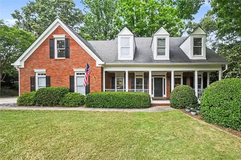 2737 Duncans View Trce NE, Buford, GA 30519