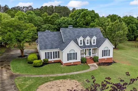 1080 Lakeside Ct, Bishop, GA 30621