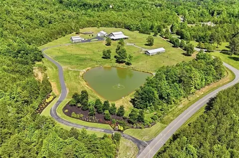 445 E Valley Rd NE, Rydal, GA 30171