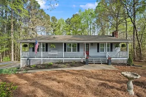 537 Toonigh Rd, Woodstock, GA 30188