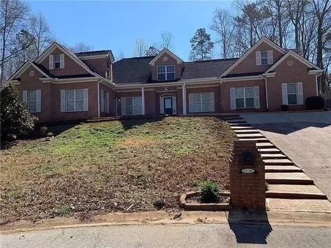 5230 Brasswood Trce, Stone Mountain, GA 30088