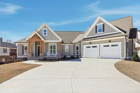 33 Baker Pond Ct, Jefferson, GA 30549