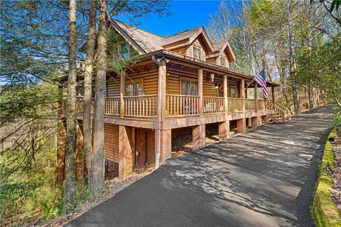 451 Pinecrest Rd, Sautee Nacoochee, GA 30571