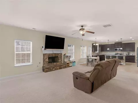 148 Delwood Dr, Mcdonough, GA 30252
