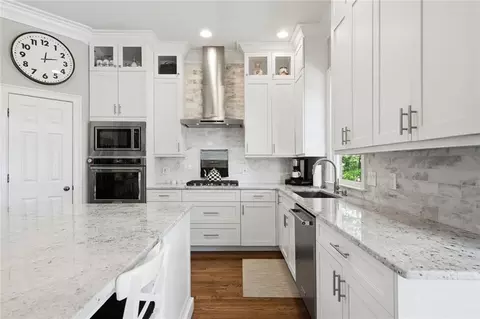 Kitchen - 20 Mission Path, Jasper, GA 30143 photo 4 of 6