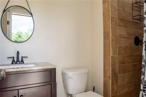 Bath - 5888 Cobbham Rd, Appling, GA 30802 photo 8 of 8