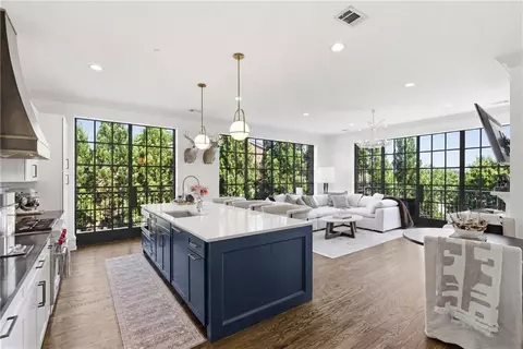 220 Vickery Falls Dr, Roswell, GA 30075
