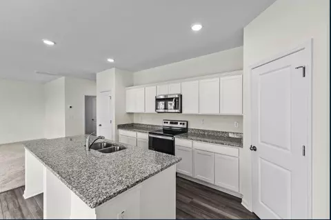 137 Maison Dr, Mcdonough, GA 30253