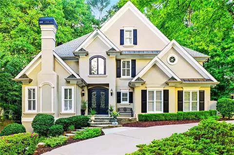 3770 Newport Bay Dr, Alpharetta, GA 30005