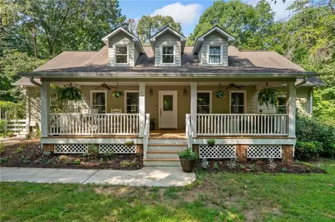 194 Deerfield Dr, Dahlonega, GA 30533